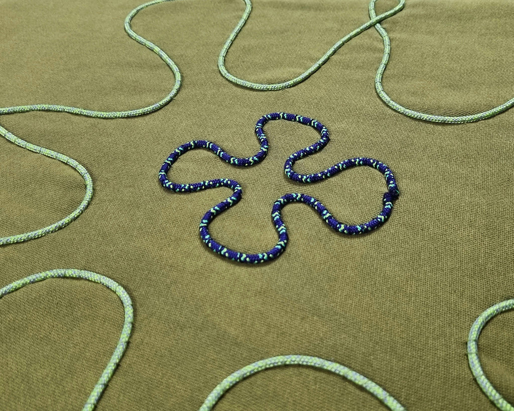 Sweatshirt verde seco desbotado