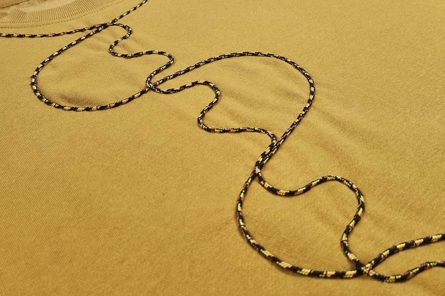 Sweatshirt amarelo torrado