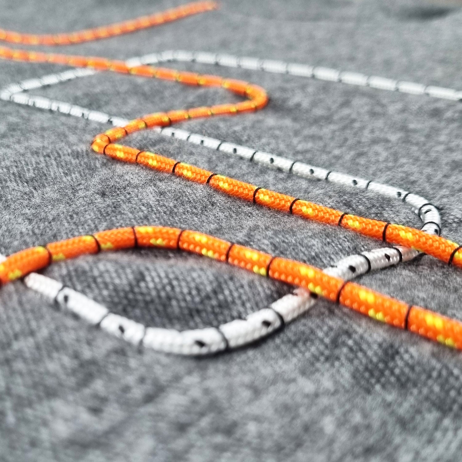 Sweatshirt cinzento escuro mesclado