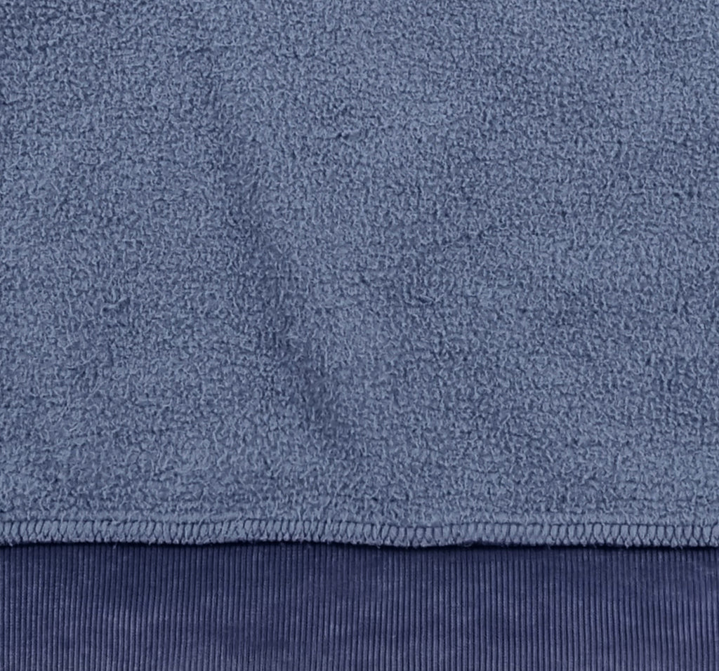 Sweatshirt com capuz azul