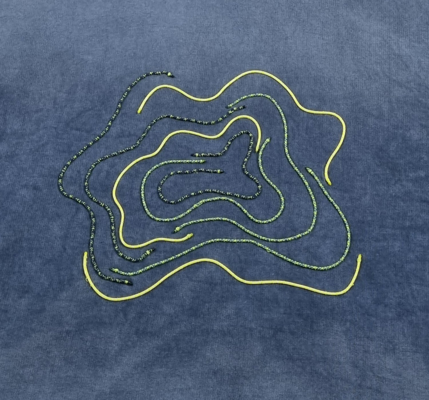 Sweatshirt com capuz azul