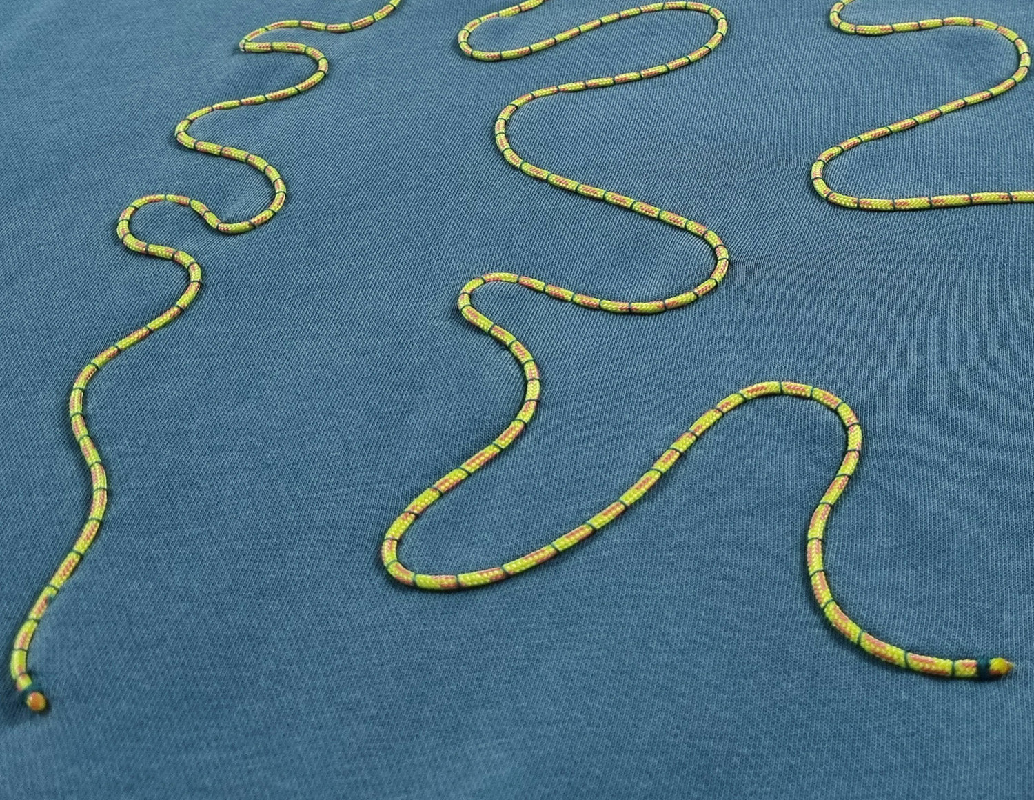 Sweatshirt azul turquesa desbotado