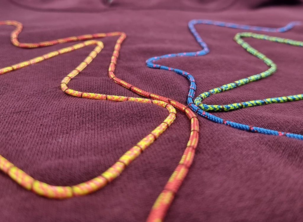 Sweatshirt com capuz bordô vinho