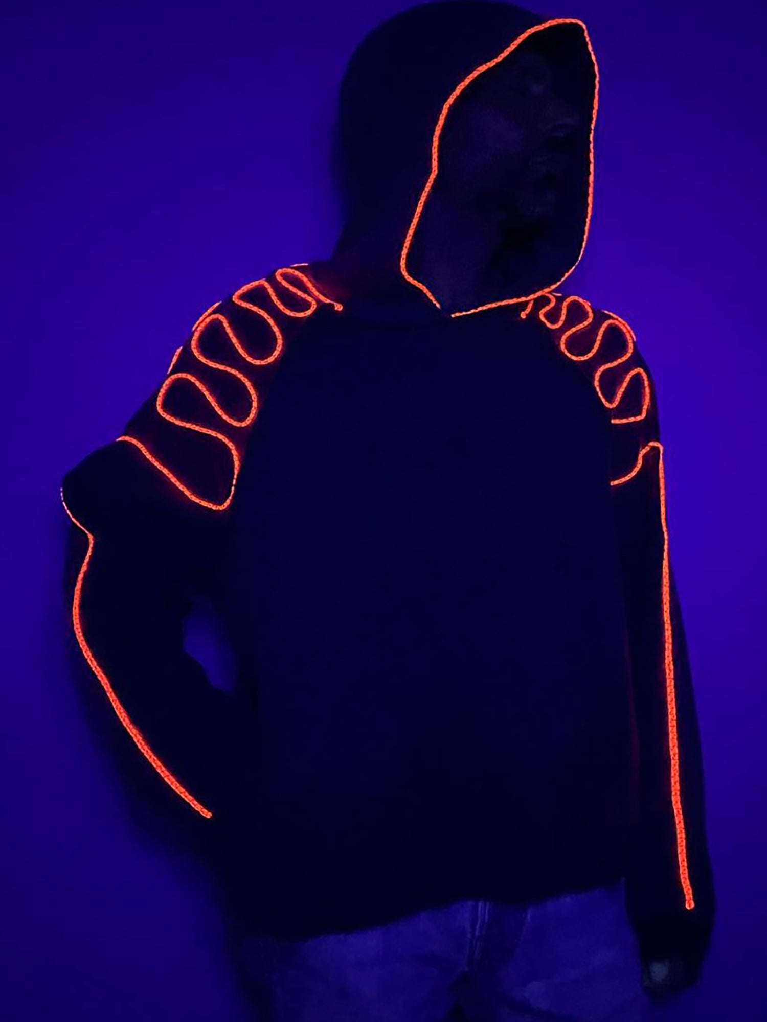 Sweatshirt com capuz roxo desbotado