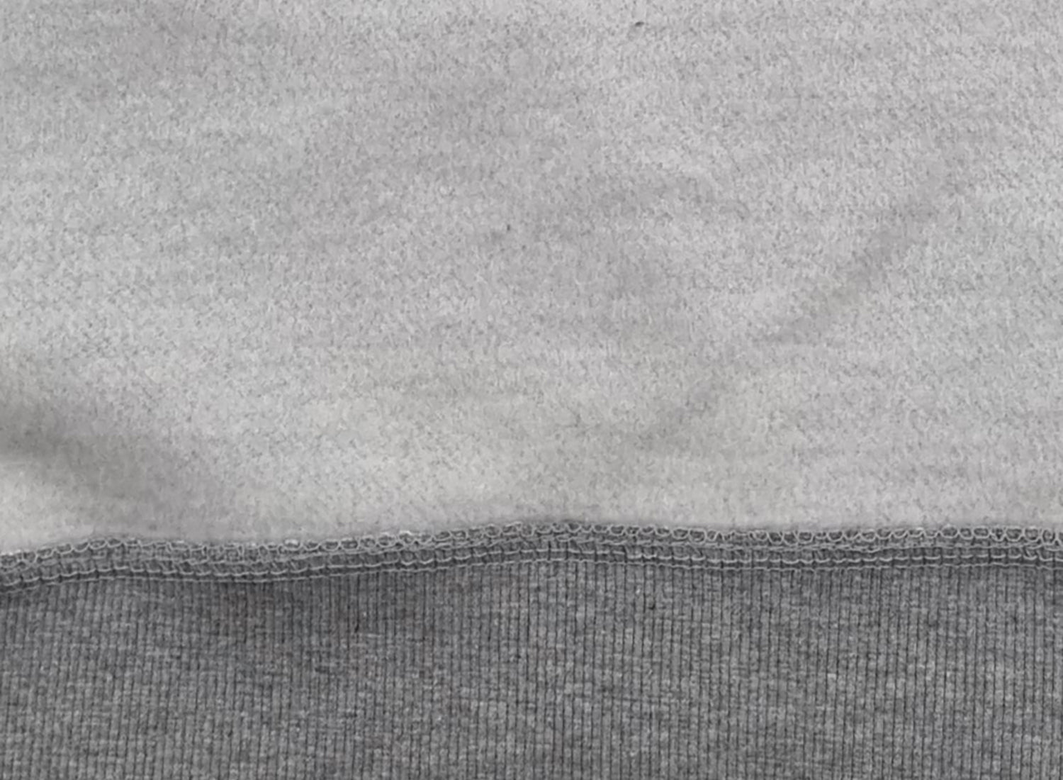 Sweatshirt com capuz cinzento mesclado