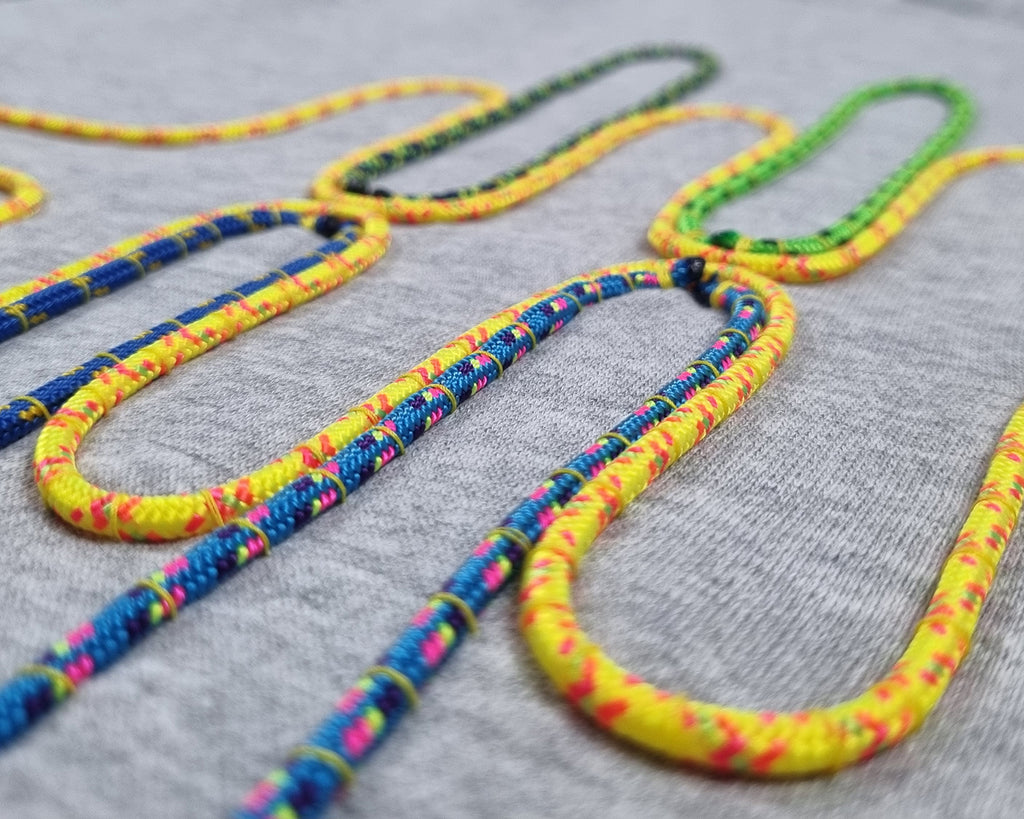 Sweatshirt com capuz cinzento mesclado